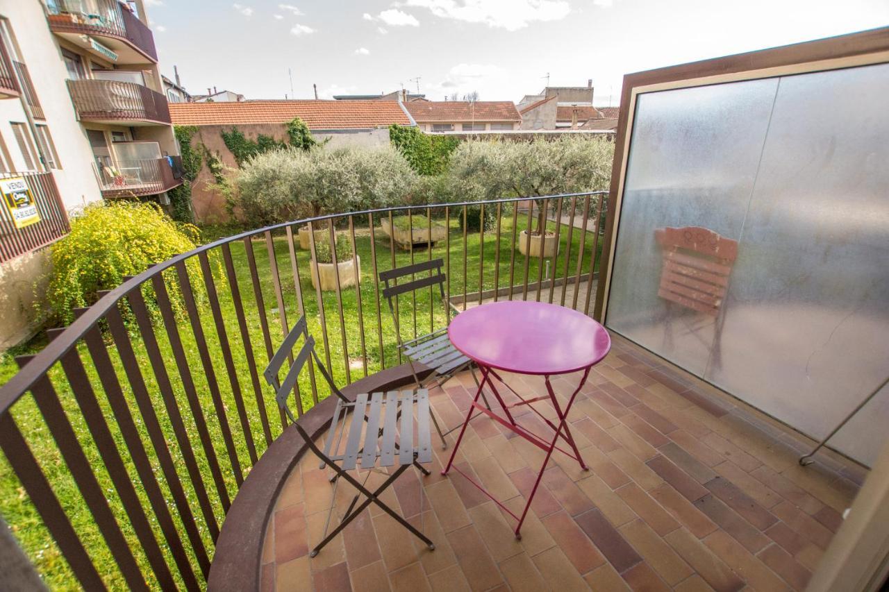 Les Arcades - Wifi - Intra Muros Of Avignon - Balcony - 45M2 Exteriör bild